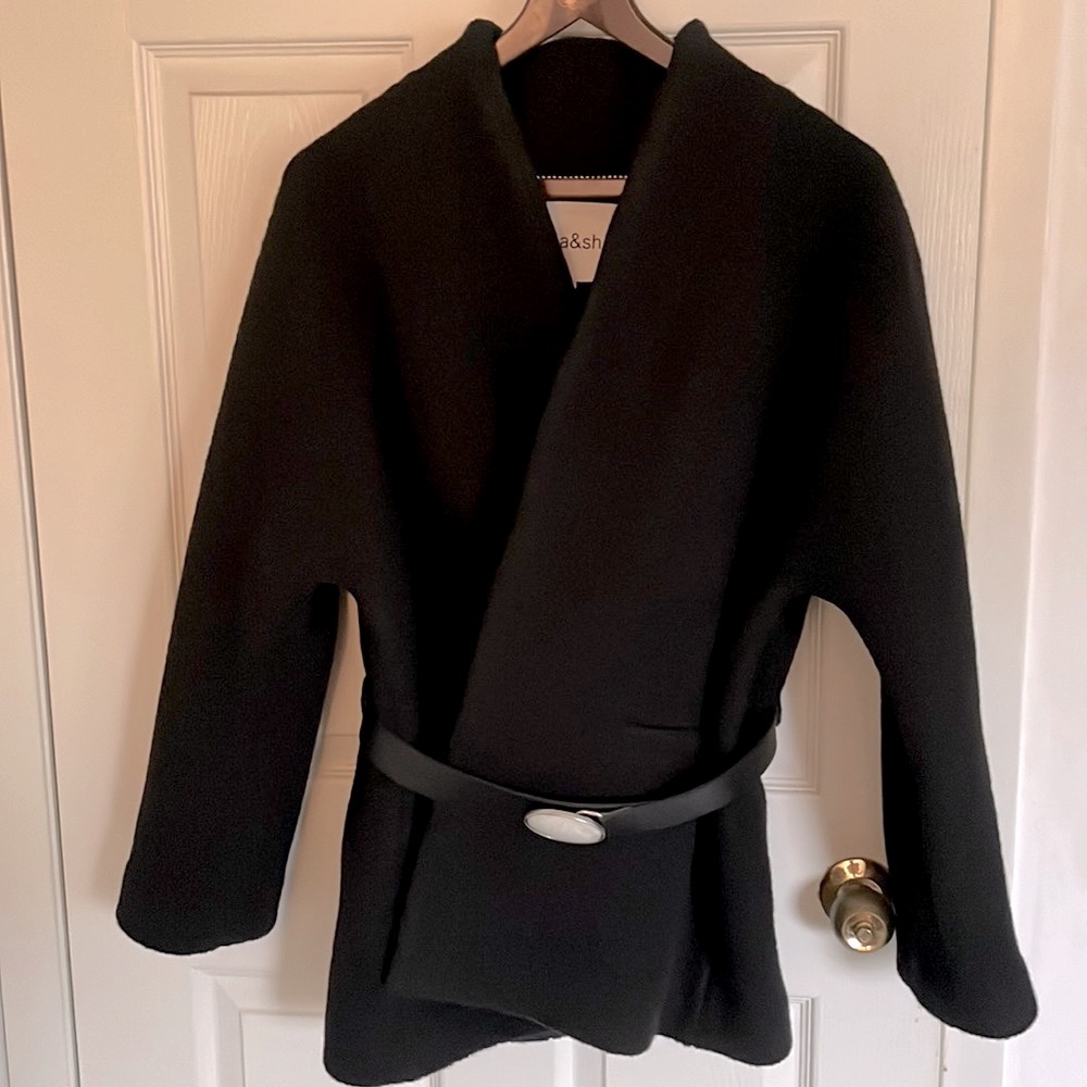 NWOT ba&sh Carole 100% wool coat size 3/Large. Fits M-L. Pockets. - Picture 2 of 14